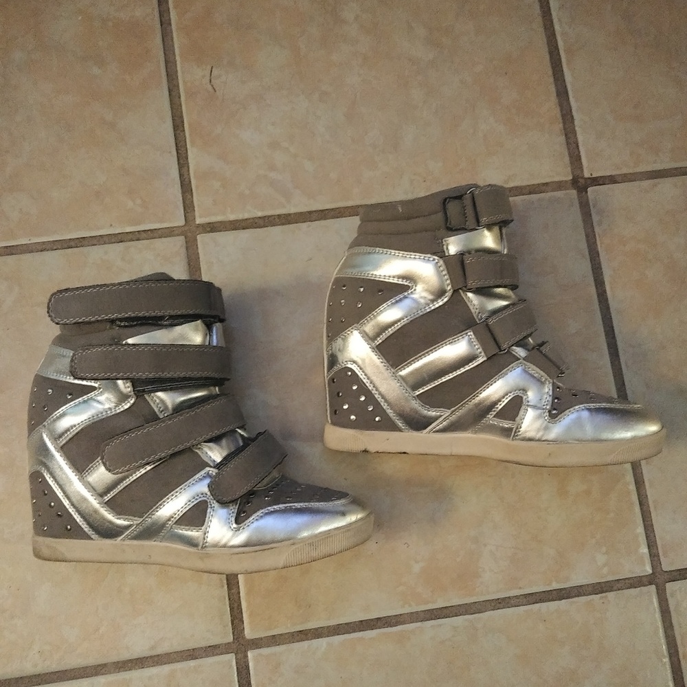 Jayden secret wedge sneakers velcro metallic